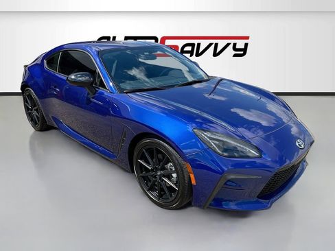 Used 2025 Toyota GR86 Premium w/ ALL Weather Mat Package (TMS) image 1