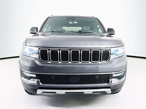 Used 2024 Jeep Wagoneer Series III image 2