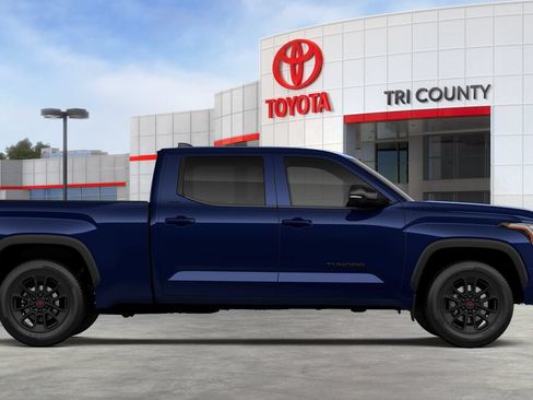 New 2026 Toyota Tundra Limited AWD/4WD image 12