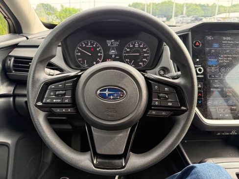 Used 2025 Subaru Crosstrek 2.5i Premium AWD/4WD image 10