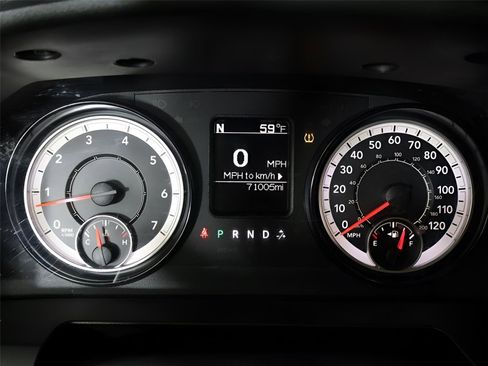 Used 2018 RAM 2500 Tradesman image 33