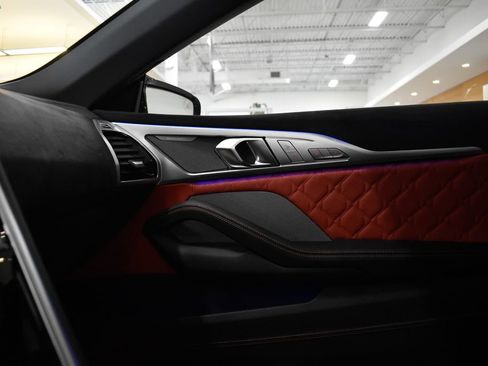 Used 2025 BMW M8 Competition AWD/4WD image 25