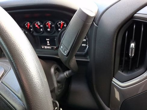 Used 2021 Chevrolet Silverado 1500 Custom Trail Boss w/ LPO, Dark Essentials Package image 14