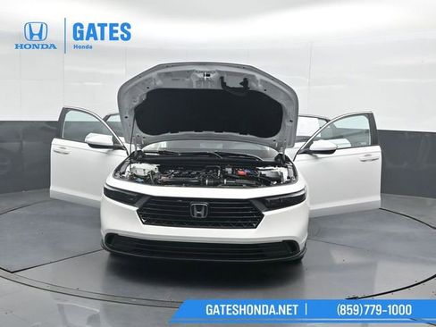 Used 2025 Honda Accord LX image 54