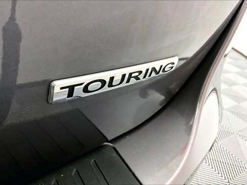 Used 2024 Honda Odyssey Touring image 14