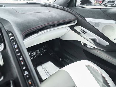 Used 2023 Chevrolet Corvette Z06 RWD image 33