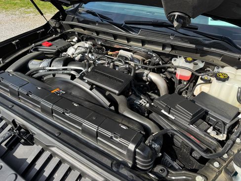 Used 2024 GMC Sierra 3500 Denali Ultimate AWD/4WD image 69