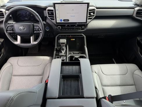 Used 2024 Toyota Tundra Limited image 12
