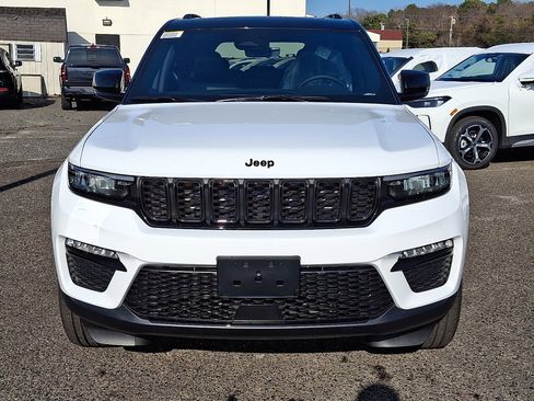 New 2025 Jeep Grand Cherokee Limited image 2
