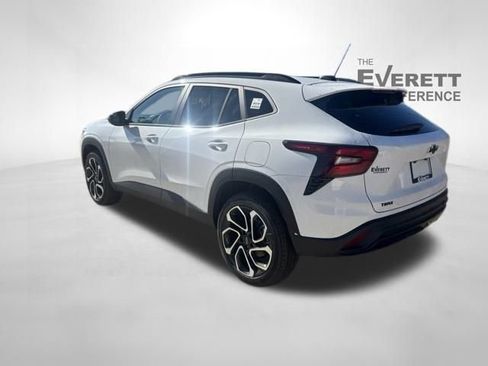 New 2026 Chevrolet Trax RS w/ Sunroof Package image 5