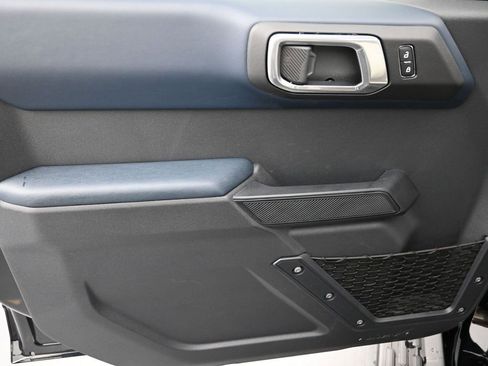 New 2025 Ford Bronco Heritage Edition AWD/4WD image 15