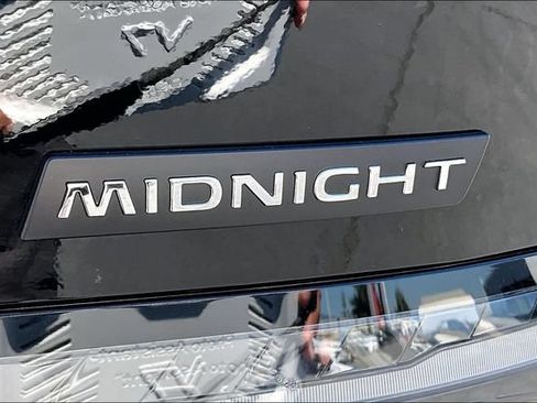 New 2027 Nissan Sentra SR w/ SR Premium Package FWD image 6