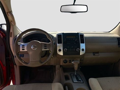 Used 2012 Nissan Frontier SV w/ SV Premium Utility Pkg image 18