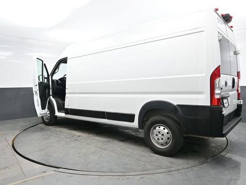 Used 2023 RAM ProMaster 2500 FWD image 4