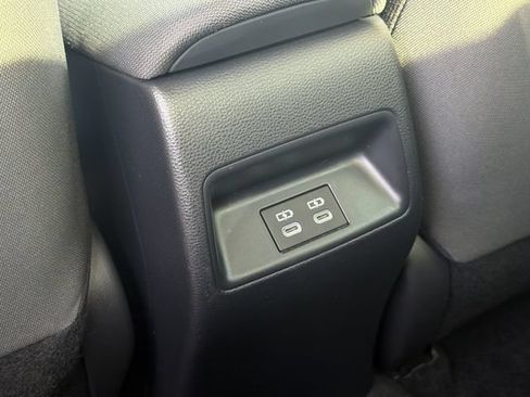 Used 2024 Toyota Corolla LE FWD image 14