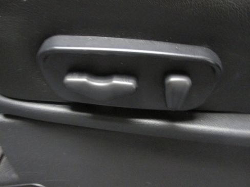 Used 2011 Nissan Titan SL w/ Heavy Metal Edition Pkg image 27