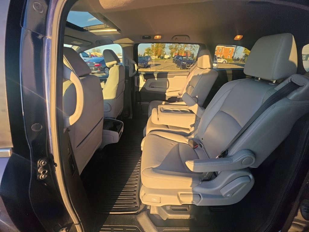 Used 2018 Honda Odyssey EX-L image 25