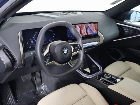 Used 2025 BMW X3 xDrive30i w/ Convenience Package image 7