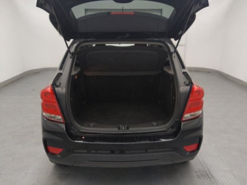 Used 2020 Chevrolet Trax LT w/ Driver Confidence Package FWD image 29