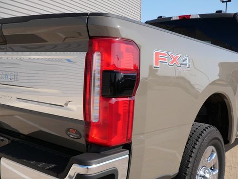 New 2026 Ford F350 King Ranch w/ Chrome Package AWD/4WD image 12