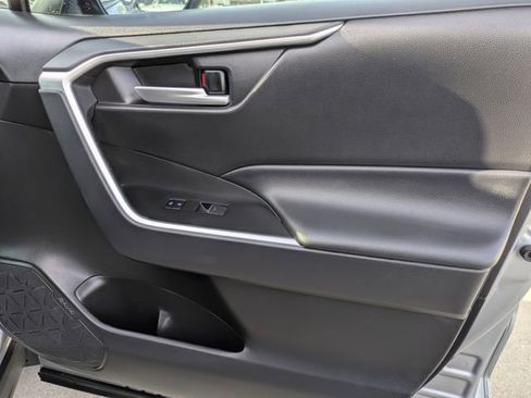Used 2025 Toyota RAV4 XLE Premium image 35