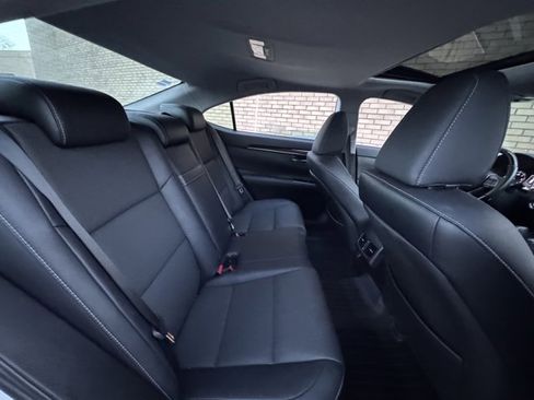 Used 2017 Lexus ES 350 image 11