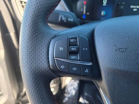 Used 2025 Ford Escape ST-Line AWD/4WD image 19