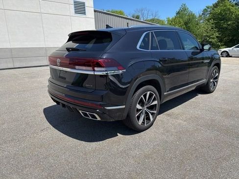 Used 2024 Volkswagen Atlas Cross Sport SEL Premium R-Line AWD/4WD image 5