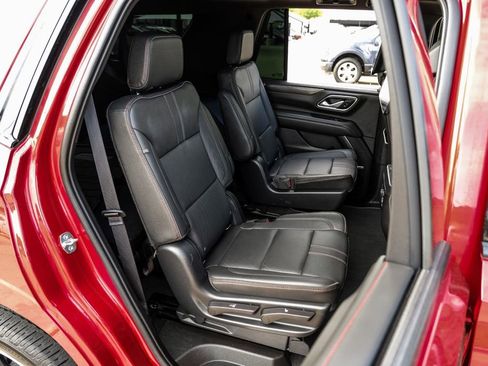 Used 2022 Chevrolet Tahoe RST w/ Sport Performance Package AWD/4WD image 37