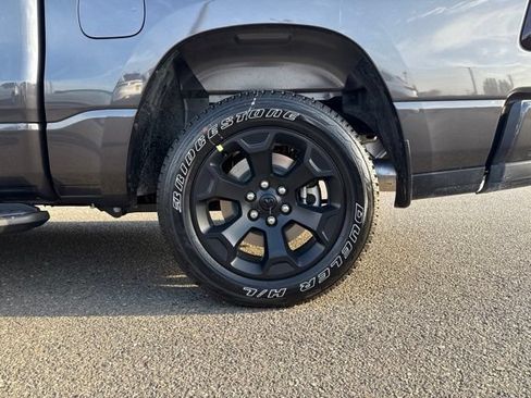 New 2026 RAM 1500 Express AWD/4WD image 9