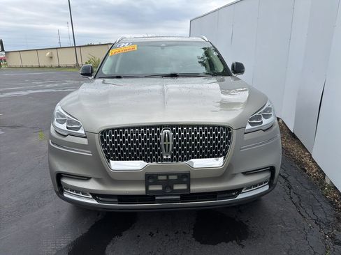 Used 2023 Lincoln Aviator Reserve w/ Equipment Group 201A AWD/4WD image 13