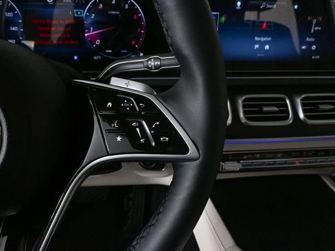 Certified 2026 Mercedes-Benz GLE 450 4MATIC image 11