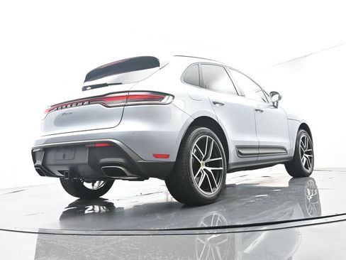 Certified 2025 Porsche Macan AWD/4WD image 51