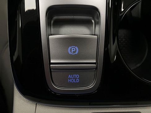 Certified 2024 Hyundai Tucson Limited AWD/4WD image 31