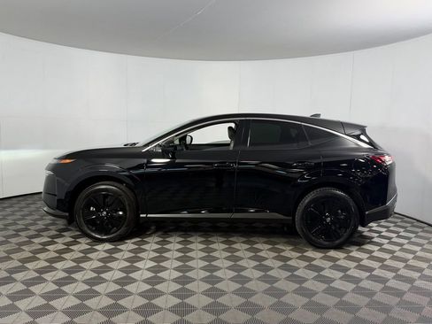 Used 2025 Nissan Murano SV AWD/4WD image 11