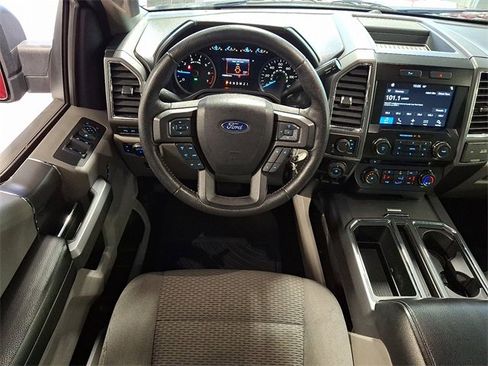 Used 2016 Ford F150 XLT w/ Equipment Group 302A Luxury image 11