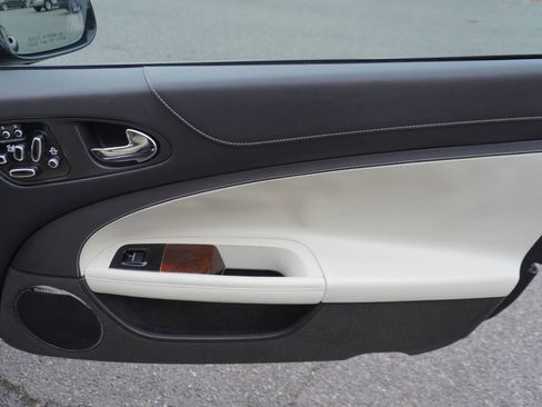 Used 2012 Jaguar XKR R image 27