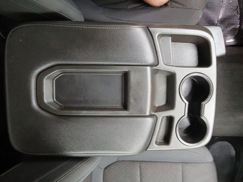 Used 2019 Chevrolet Silverado 1500 Custom w/ Custom Value Package image 24