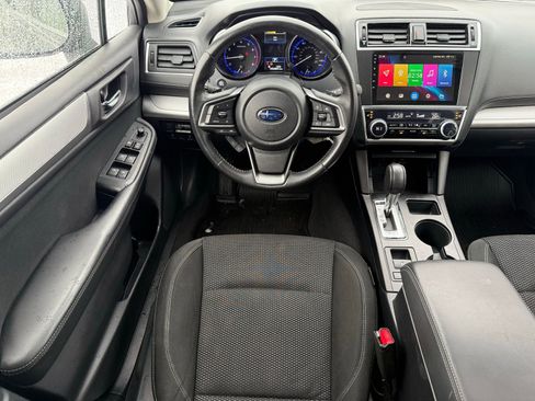 Used 2019 Subaru Outback 2.5i Premium image 27