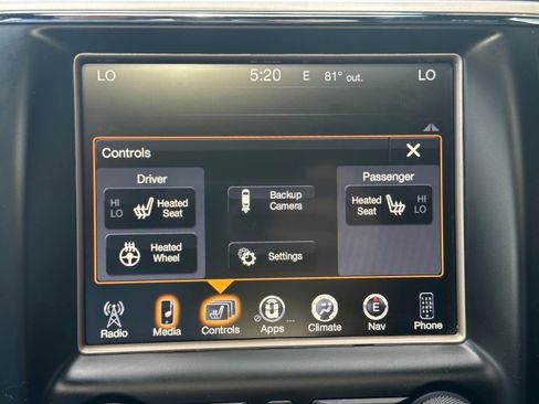 Used 2017 Jeep Grand Cherokee Limited AWD/4WD image 26