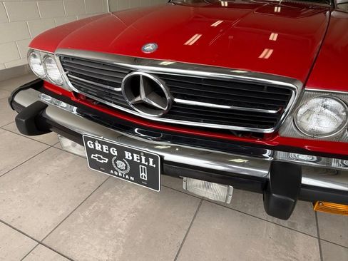 Used 1988 Mercedes-Benz 560 SL image 29