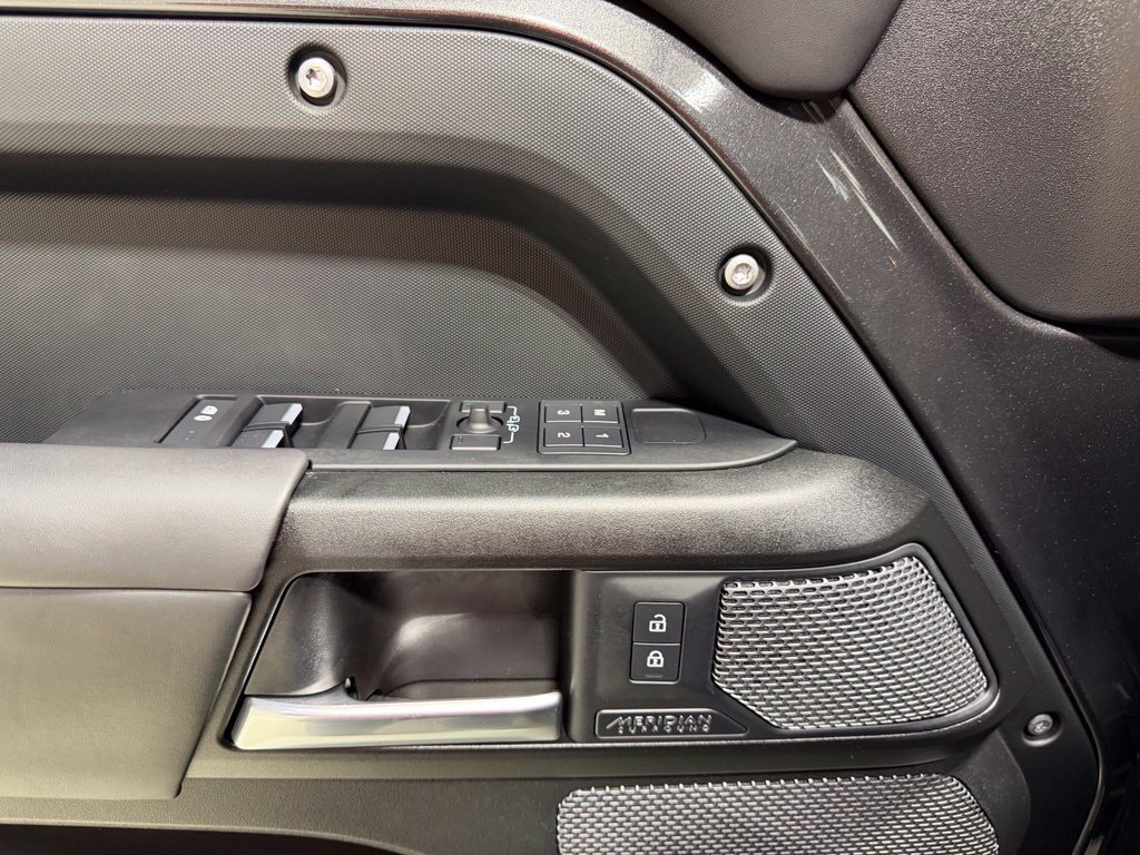 Used 2023 Land Rover Defender 110 Carpathian Edition AWD/4WD image 33