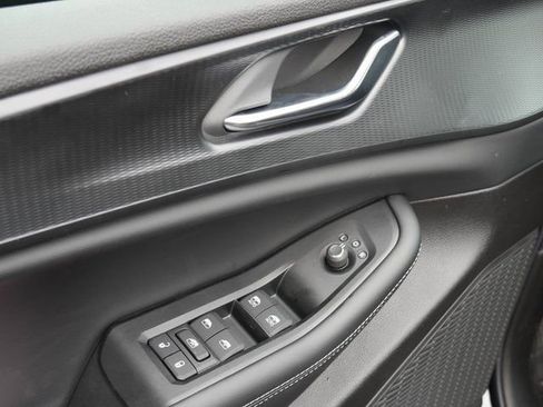 New 2025 Jeep Grand Cherokee L Altitude AWD/4WD image 16