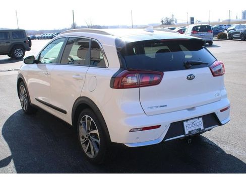 Used 2019 Kia Niro Touring image 6