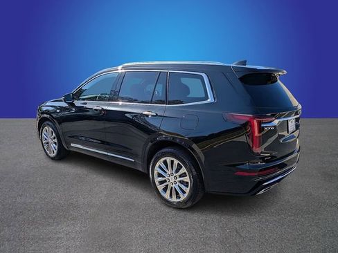 Certified 2024 Cadillac XT6 Premium Luxury image 3