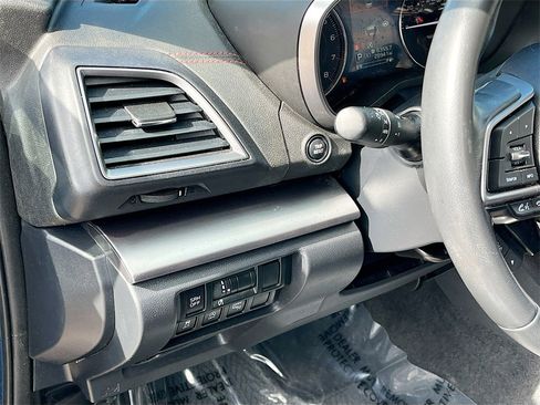 Used 2023 Subaru Crosstrek 2.5i Limited w/ Moonroof Package image 10