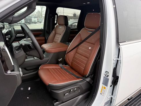 New 2026 GMC Sierra 2500 Denali Ultimate image 15