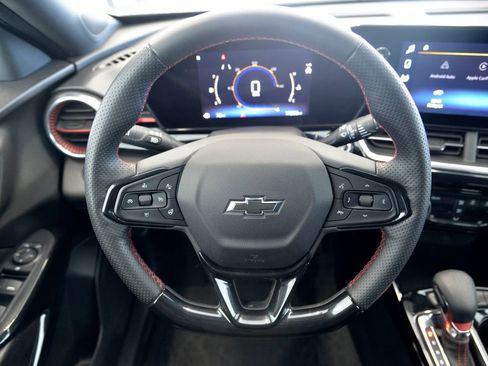 Used 2024 Chevrolet Trax RS w/ Driver Confidence Package image 18