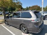 Used 2017 Toyota Sienna SE image 5
