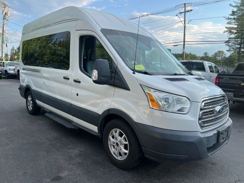 Used 2015 Ford Transit 350 XLT RWD image 5